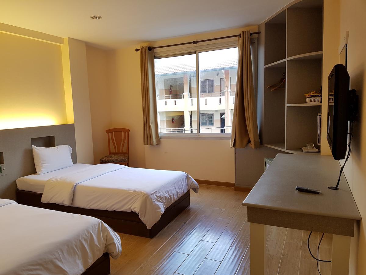 K.S.Pavilion Hotel 나콘라차시마 외부 사진