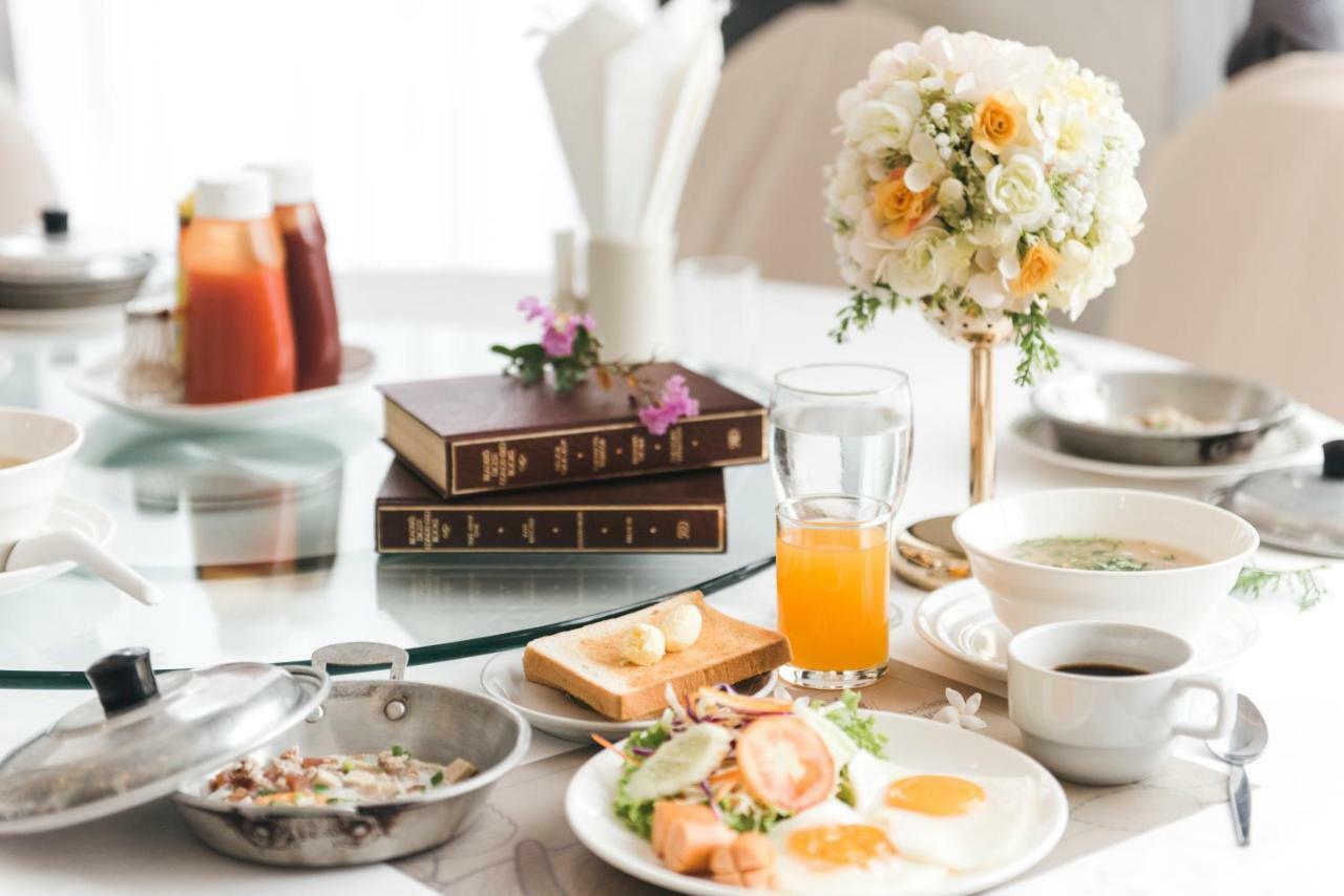 K.S.Pavilion Hotel 나콘라차시마 외부 사진