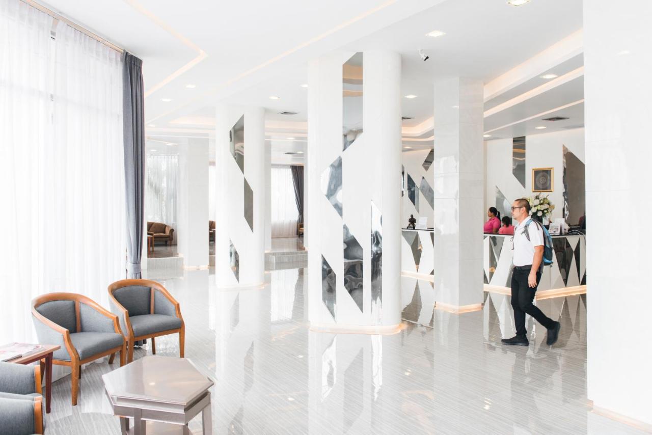 K.S.Pavilion Hotel 나콘라차시마 외부 사진