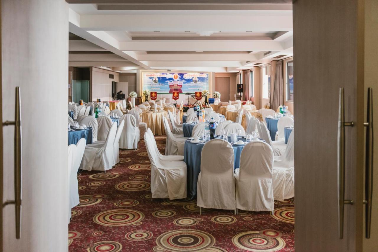 K.S.Pavilion Hotel 나콘라차시마 외부 사진
